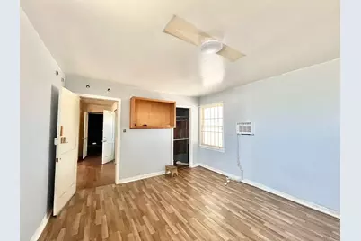 2513 Connie Drive, Sacramento, CA 95815 - Photo 10