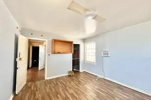 2513 Connie Dr, Sacramento, CA 95815 - Photo 10