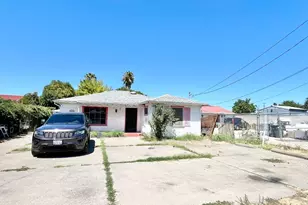 2513 Connie Dr, Sacramento, CA 95815 - Photo 42