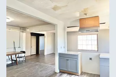 2513 Connie Drive, Sacramento, CA 95815 - Photo 16