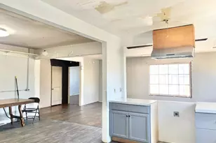 2513 Connie Dr, Sacramento, CA 95815 - Photo 16