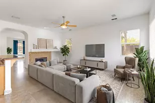 9827 Brinzino Ct, Sacramento, CA 95757 - Photo 10