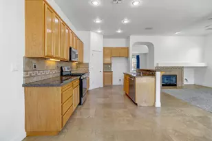 9827 Brinzino Ct, Sacramento, CA 95757 - Photo 20
