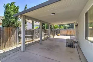 9827 Brinzino Ct, Sacramento, CA 95757 - Photo 50