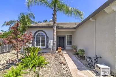 9827 Brinzino Court, Sacramento, CA 95757 - Photo 2
