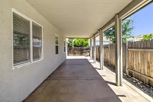 9827 Brinzino Ct, Sacramento, CA 95757 - Photo 52