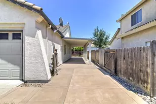 9827 Brinzino Ct, Sacramento, CA 95757 - Photo 54