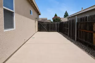 9932 Diamonte Way, Sacramento, CA 95829 - Photo 14