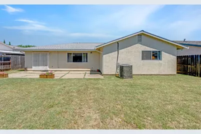 7308 Lawnwood Drive, Sacramento, CA 95828 - Photo 26