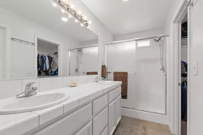 330 McDaniel Circle, Sacramento, CA 95838 - Photo 16