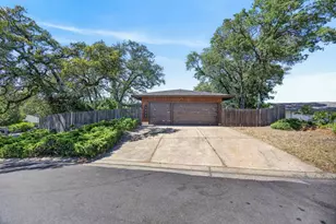3045 Latham Ln, El Dorado Hills, CA 95762 - Photo 4