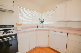 21 Southwood Dr, Woodland, CA 95695 - Photo 8