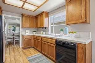 7306 Rush River Dr, Sacramento, CA 95831 - Photo 24