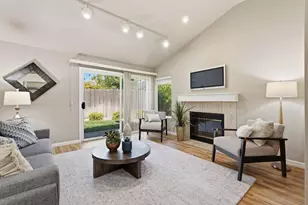 7306 Rush River Dr, Sacramento, CA 95831 - Photo 4
