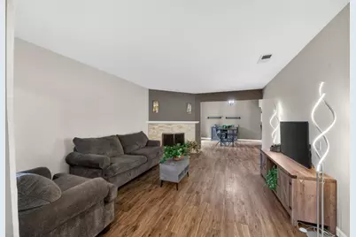 7993 La Riviera Drive, Sacramento, CA 95826 - Photo 6