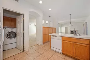 9446 Grasmeer Way, Elk Grove, CA 95624 - Photo 14