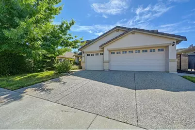 9446 Grasmeer Way, Elk Grove, CA 95624 - Photo 2