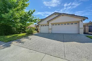 9446 Grasmeer Way, Elk Grove, CA 95624 - Photo 2