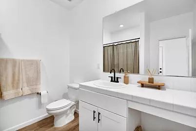 1386 Shoreside Drive, Madera, CA 93637 - Photo 18