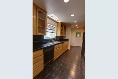 2124 Verano Street, Sacramento, CA 95838 - Photo 6