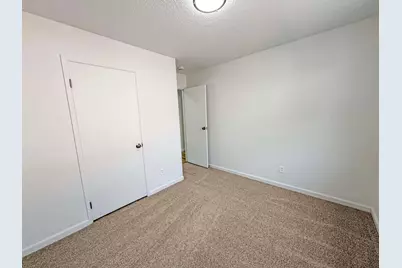 7827 Glen Tree Drive, Citrus Heights, CA 95610 - Photo 18