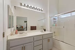 1910 Burney Falls Dr, Stockton, CA 95206 - Photo 16