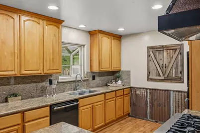17940 Berta Canyon Road, Salinas, CA 93907 - Photo 12