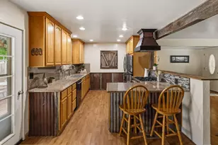 17940 Berta Canyon Rd, Salinas, CA 93907 - Photo 10