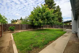 4423 Capurso Dr, Turlock, CA 95382 - Photo 36