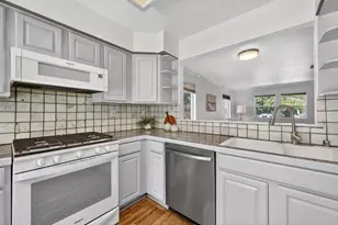 4040 Monte Verde Dr, El Dorado Hills, CA 95762 - Photo 16