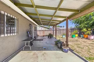 7404 Saxon, Sacramento, CA 95842 - Photo 28