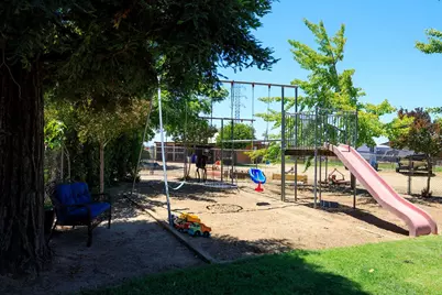 3342 Minniear Avenue, Modesto, CA 95357 - Photo 32