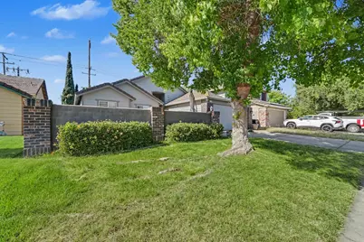 1750 E G Street, Oakdale, CA 95361 - Photo 2
