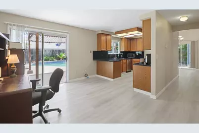 8638 Hampton Hill Court, Sacramento, CA 95828 - Photo 12