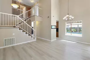 8638 Hampton Hill Ct, Sacramento, CA 95828 - Photo 8