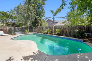 8638 Hampton Hill Ct, Sacramento, CA 95828 - Photo 34