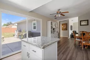 10251 Ellenwood Ave, Sacramento, CA 95827 - Photo 8