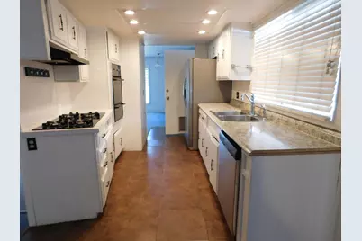 West Lane #102, Stockton, CA 95210 - Photo 8