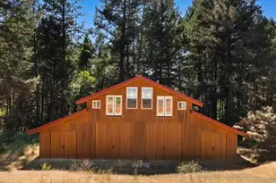 17607 Hooker Oak Rd, Nevada City, CA 95959 - Photo 2