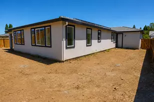 2340 Briar Meadow Cir, Auburn, CA 95603 - Photo 16