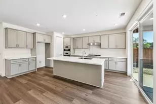 2340 Briar Meadow Cir, Auburn, CA 95603 - Photo 2