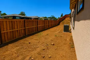 2350 Briar Meadow Cir, Auburn, CA 95603 - Photo 14