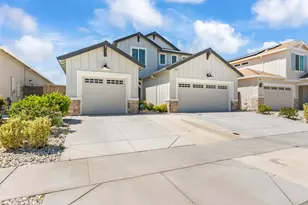 8032 Challis Cir, Roseville, CA 95747 - Photo 6
