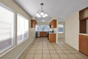 7817 Scottsdale Dr, Sacramento, CA 95828 - Photo 12