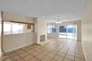 7817 Scottsdale Dr, Sacramento, CA 95828 - Photo 8