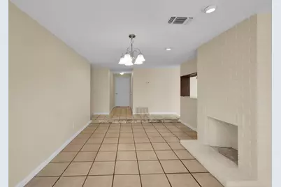 7817 Scottsdale Drive, Sacramento, CA 95828 - Photo 10