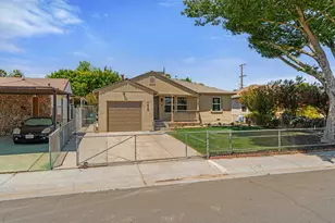1625 Spring St, Stockton, CA 95206 - Photo 2