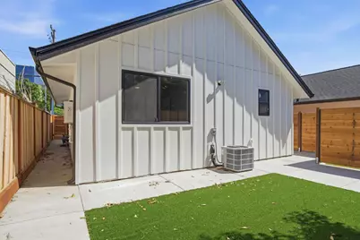 142 E Coolidge Avenue, Modesto, CA 95350 - Photo 28