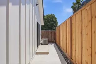 142 E Coolidge Ave, Modesto, CA 95350 - Photo 52