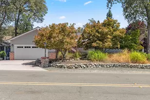 17993 Jayhawk Dr, Penn Valley, CA 95946 - Photo 1